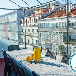 Apartment Angel's Duplex Terrace Five Bedrooms, Lissabon